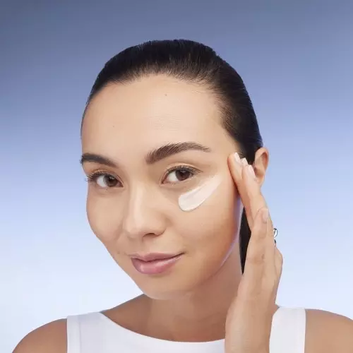 GENIFIQUE Crème anti-âge yeux 3614274308464_3.jpg