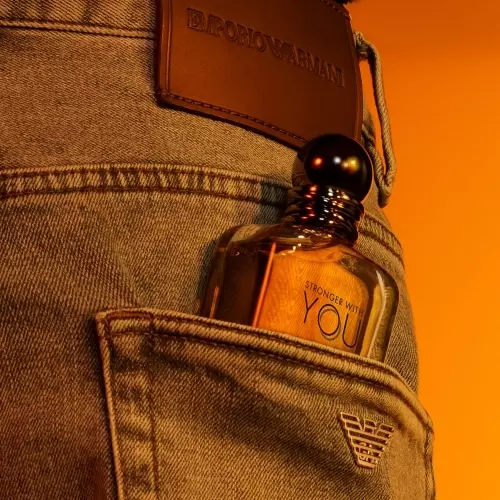 STRONGER WITH YOU  Eau de Toilette Spray 3605522040588_6.jpg