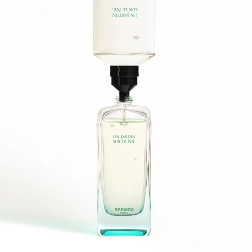 UN JARDIN SUR LE NIL Eau de Toilette Refill 3346130416982_109220V0_2000x2000_TUTO_3.jpg