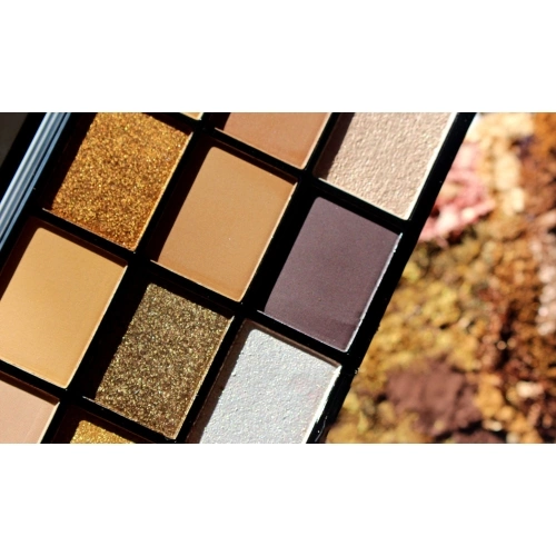 TECHNIC 15 pigments pressés - Boujee Boujee Crushed Close Up.jpg