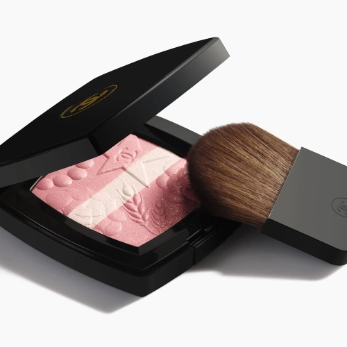 LES SIGNES DE CHANEL Poudre Blush Illuminatrice 3145891519976_1.jpg