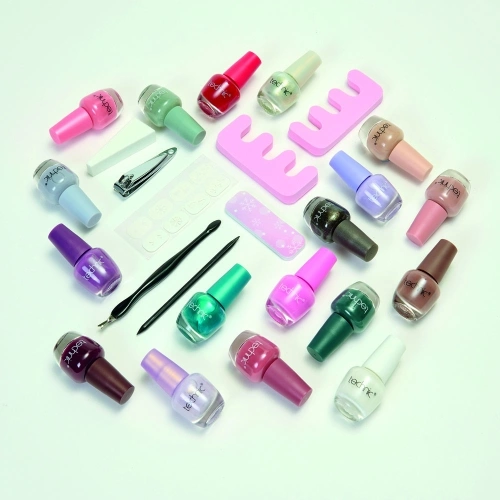 CALENDRIER DE L'AVENT Make-up set 995231_CONTENT FLAY LAY_HIRES_CMYK.jpg