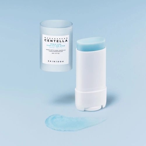 STICK DE PROTECTION SOLAIRE HYDRATANT EFFET SOYEUX SPF50+ PA++++ Hyalu-Cica 8809913830214-3.jpg