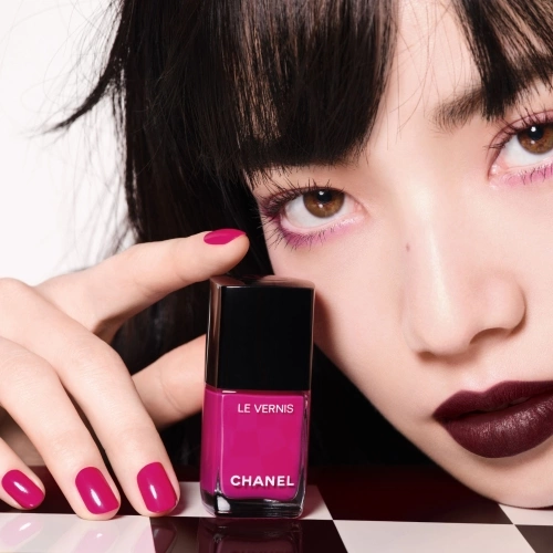 LE VERNIS Couleur Et Brillance Longue Tenue 3145891793772_4.jpg