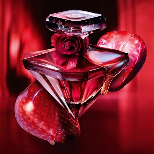 LA NUIT TRÉSOR ROUGE DRAMA Eau de Parfum Intense 3614274517804_1.jpg