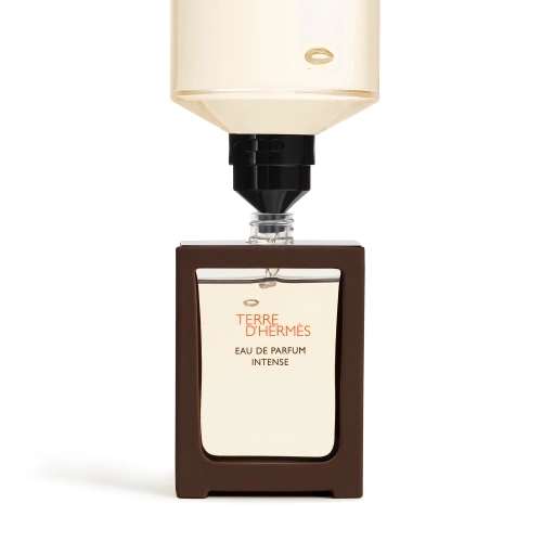 TERRE D'HERMÈS Intense Eau de Parfum 30 ml and Refill 200 ml 3346130435662_4.jpg