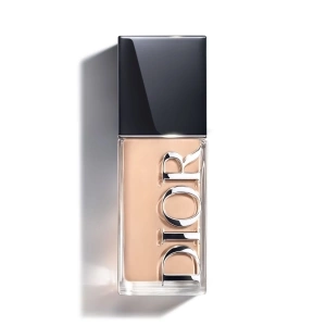 DIOR FOREVER SKIN GLOW Fond de teint éclat naturel - haute tenue 24 h