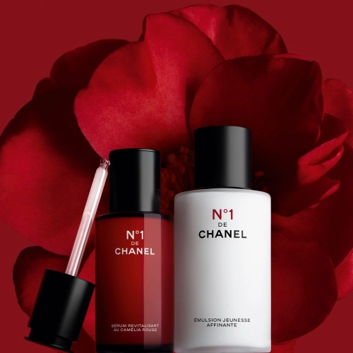 N°1 DE CHANEL SÉRUM REVITALISANT Prévient et corrige l’apparence des 5 signes de l’âge 3145891408850_6.jpg