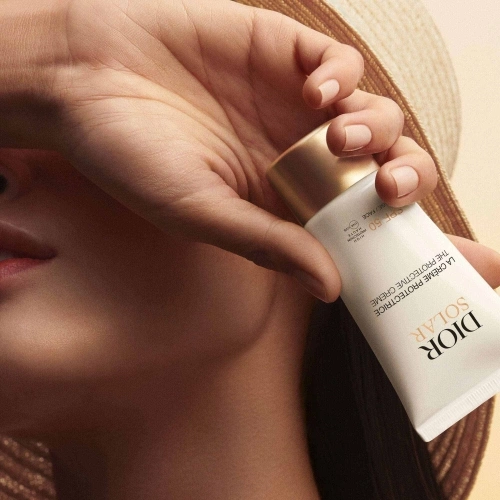 DIOR SOLAR Protective Face Cream SPF 50 3348901642781_3.jpg