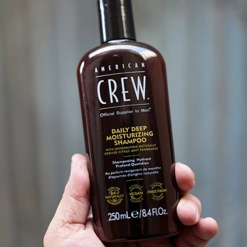 MOISTURIZING SHAMPOO Daily deep moisturizing shampoo 