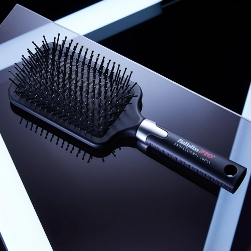 WIDE PNEUMATIC BRUSH With spikes 