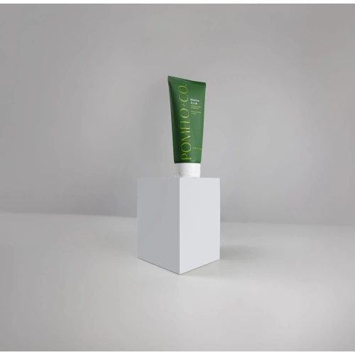 MATCHA SCRUB Gentle exfoliating shampoo 