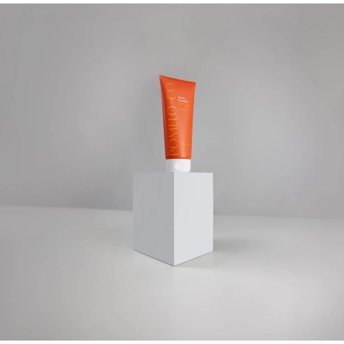 PEACH PARADISE Moisturizing conditioner 