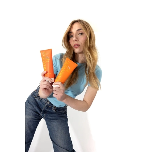 PEACH PARADISE Moisturizing conditioner 