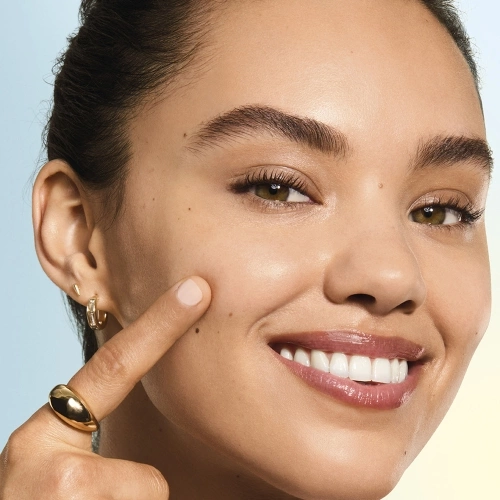 DAYWEAR Radiance-boosting cleansing jelly 887167823556_4.jpg