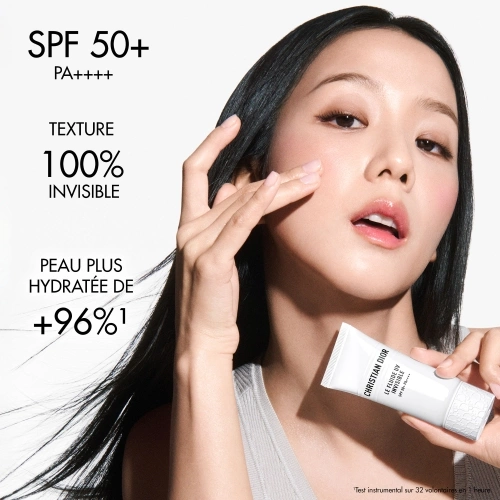 LE FLUIDE UV INVISIBLE Invisible moisturizing fluid with SPF 50+ UV protection PA++++ 3348901756143_2.jpg