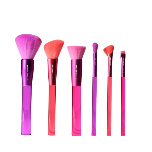MAKE UP 