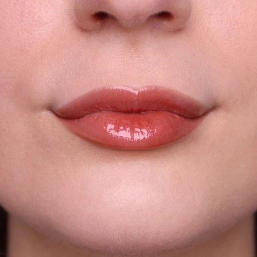 BALMY GLOSS Gloss À Lèvres Nourrissant 8051411367130_4.jpg