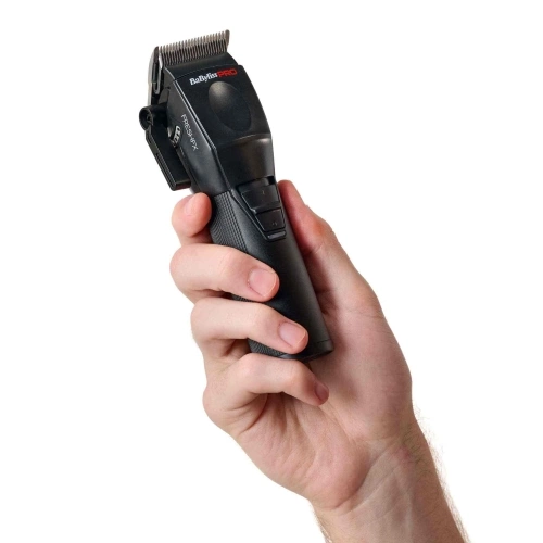 FRESHFX CLIPPER Cordless hair clipper FX86E BaBylissPRO Fresh FX Clipper in hand.jpg