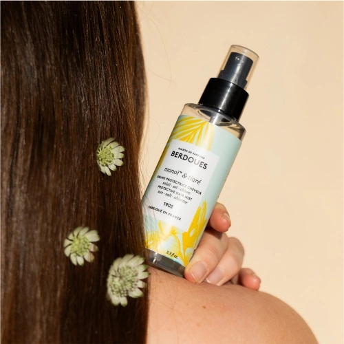 MONOÏ & TIARÉ Brume Pailletée Corps et Cheveux BRUME-PROTECT-CHEVEUX-MONOI-A.jpg