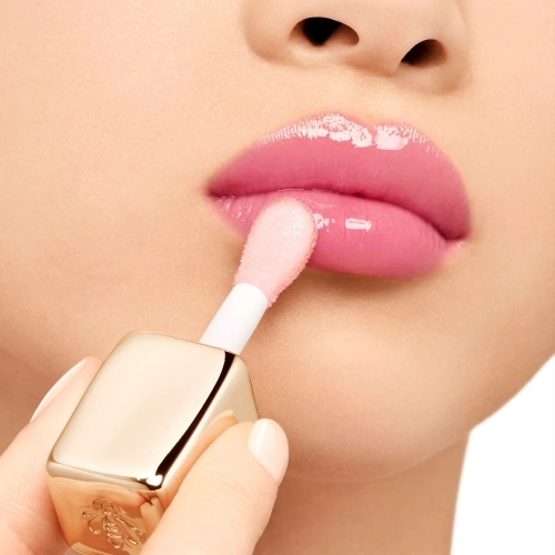 KISSKISS BEE GLOW OIL Honey-tinted lip oil – Limited Edition 3346470625709_7.jpg