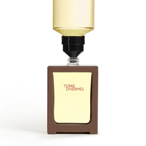 TERRE D'HERMES Eau De Toilette Spray 30 mL + Refill 125mL 3346130013440_4.jpg