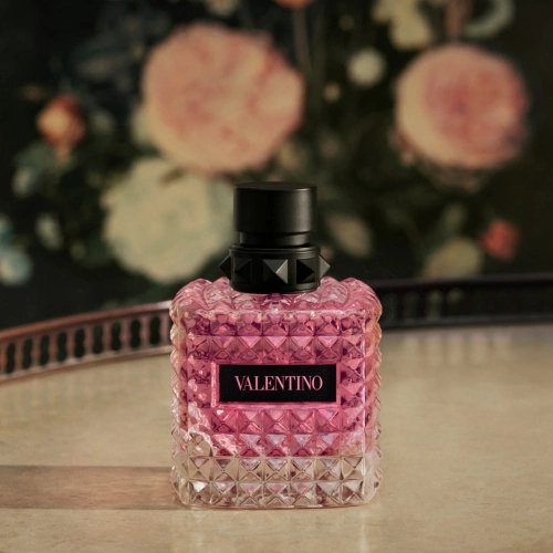 VALENTINO DONNA BORN IN ROMA Eau de Parfum Pour Elle Floral Ambré Boisé 3614273074056_3.jpg