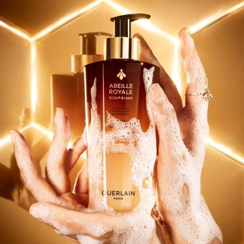 ABEILLE ROYALE Revitalising and strengthening cleansing treatment 3346470618862_6.jpg