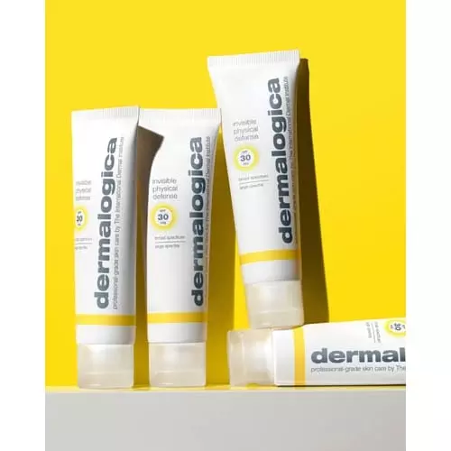 INVISIBLE PHYSICAL DEFENSE SPF 30 Protection UV physique invisible SPF30 666151111325_visuel_5