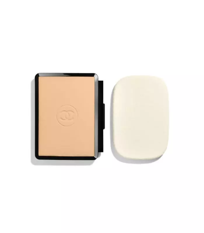 Chanel Double Perfection Lumiere Compact  Price in India Buy Chanel  Double Perfection Lumiere Compact Online In India Reviews Ratings   Features  Flipkartcom
