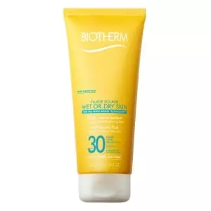 BIOTHERM SOLAIRE Solar Fluid Wet or Dry Skin SPF30
