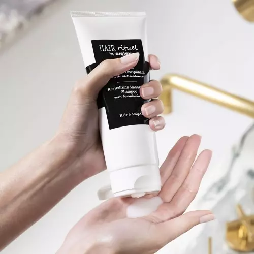 HAIR RITUEL BY SISLEY Revitalizing and Disciplining Cleansing Care 3473311692306_2