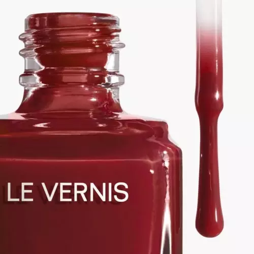 LE VERNIS Couleur Et Brillance Longue Tenue Chanel VERNIS À ONGLES — free download
