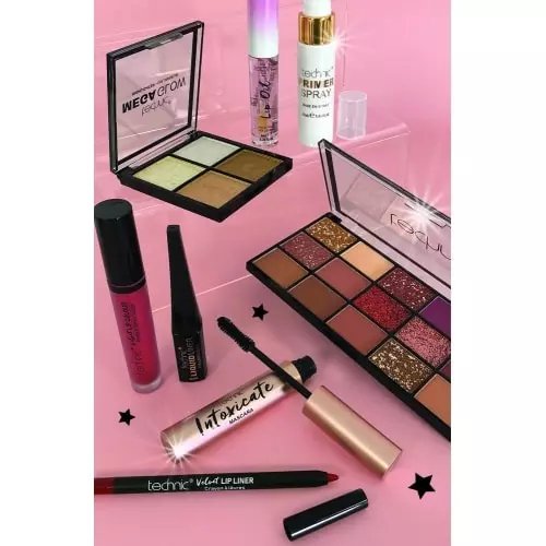 TECHNIC Coffret Collection maquillage 992210-lifestyle_HIRES_CMYK