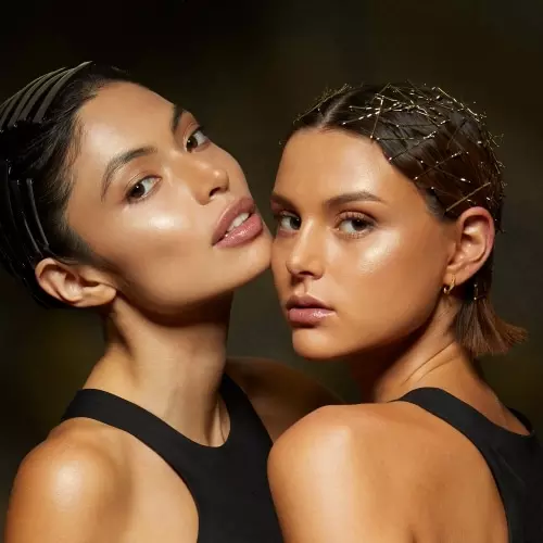 LUST FOR SHINE Illuminant for the Face 8054145395264-6.jpg