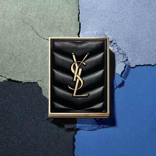 COUTURE MINI CLUTCH Eye Shadow Palette - Intense Pigments - Long lasting 