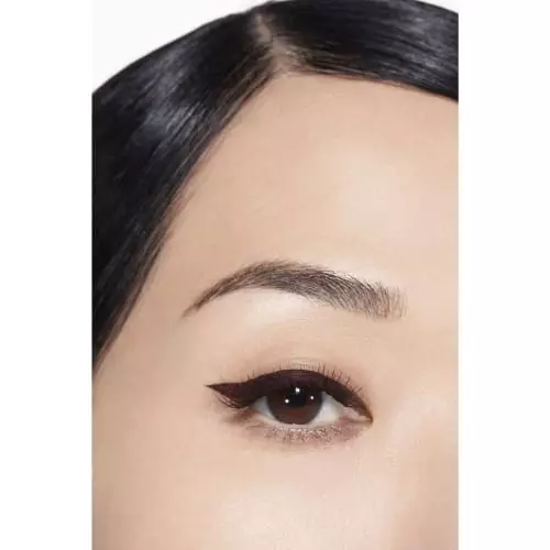 LE LINER DE CHANEL High-precision, long-lasting and waterproof liquid eyeliner 3145891875164.jpg