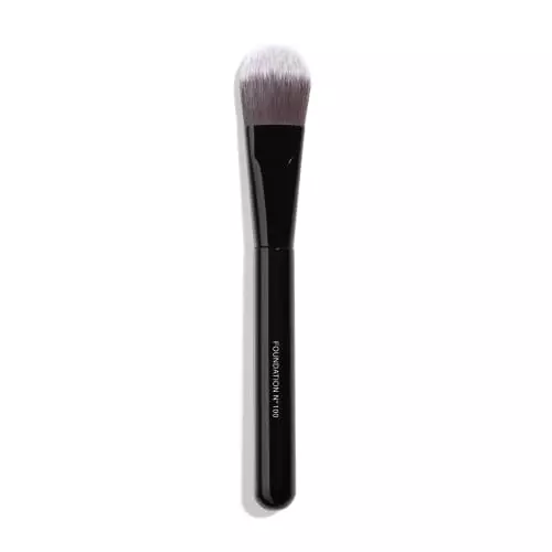 LES PINCEAUX DE CHANEL Pinceau fond de teint n°100 3145891388404.jpg