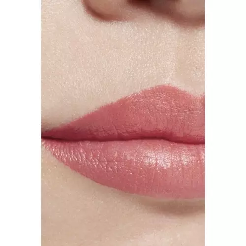 Chanel Rouge Coco Shine Hydrating Sheer Lipstick  112 Temeraire 3 g  Buy  Online at Best Price in KSA  Souq is now Amazonsa Beauty