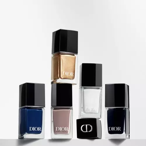 DIOR VERNIS Gel-effect nail varnish and couture colour 3348901672825_2.jpg