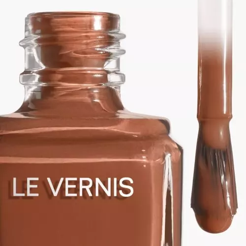 LE VERNIS Couleur Et Brillance Longue Tenue Chanel VERNIS À ONGLES — free download