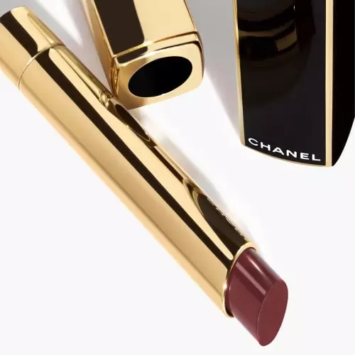 ROUGE ALLURE L'EXTRAIT Le rouge haute intensité. extrait de lumière et de soin 3145891639476_2.jpg