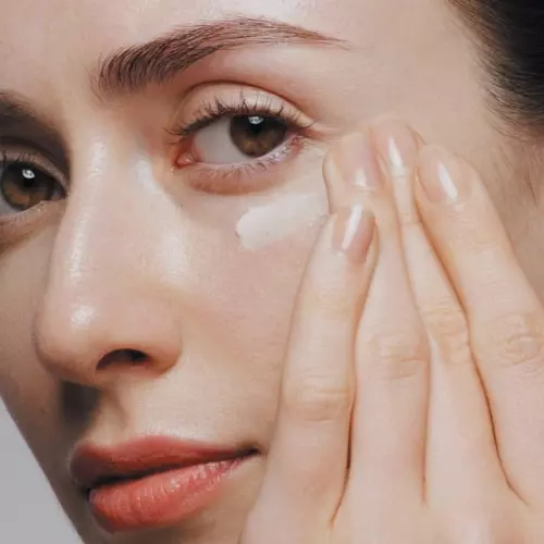 FUTURE SOLUTION LX Regenerating Eye and Lip Cream 768614212584_2.jpg